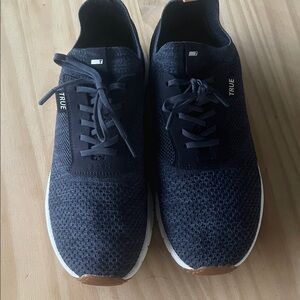 True Navy blue golf Knit Sneakers